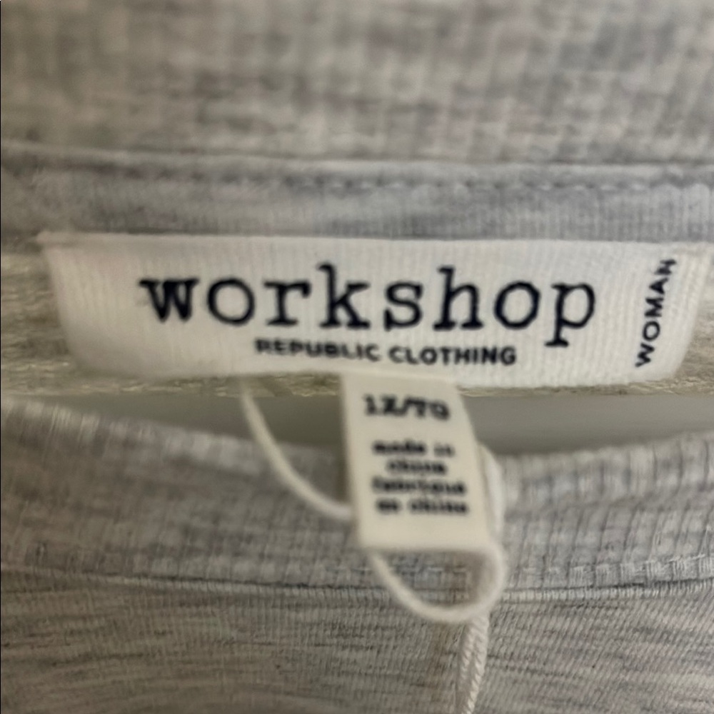 Workshop Republic Clothing Lightweight Embroidered Gray Top NWT - Picture 2 of 13
